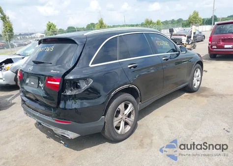 2017 Mercedes-Benz Glc 300 4Matic z USA, uszkodzony, nr VIN WDC0G4KB7HF135724